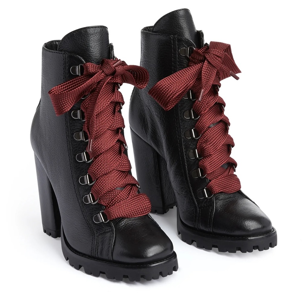 BRAND NEW! Schutz Zhara Leather Booties Size 6
